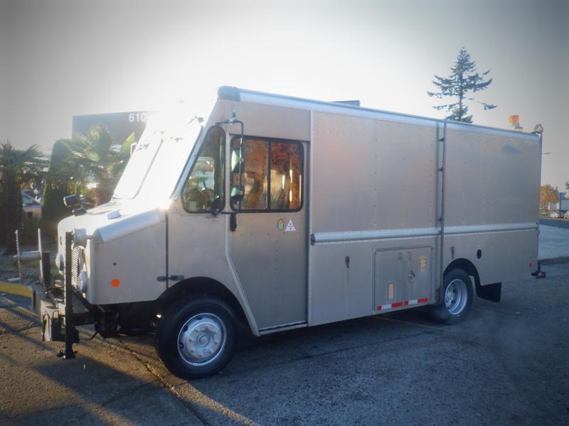2008 Workhorse W62 Work Shop Step Van display photo