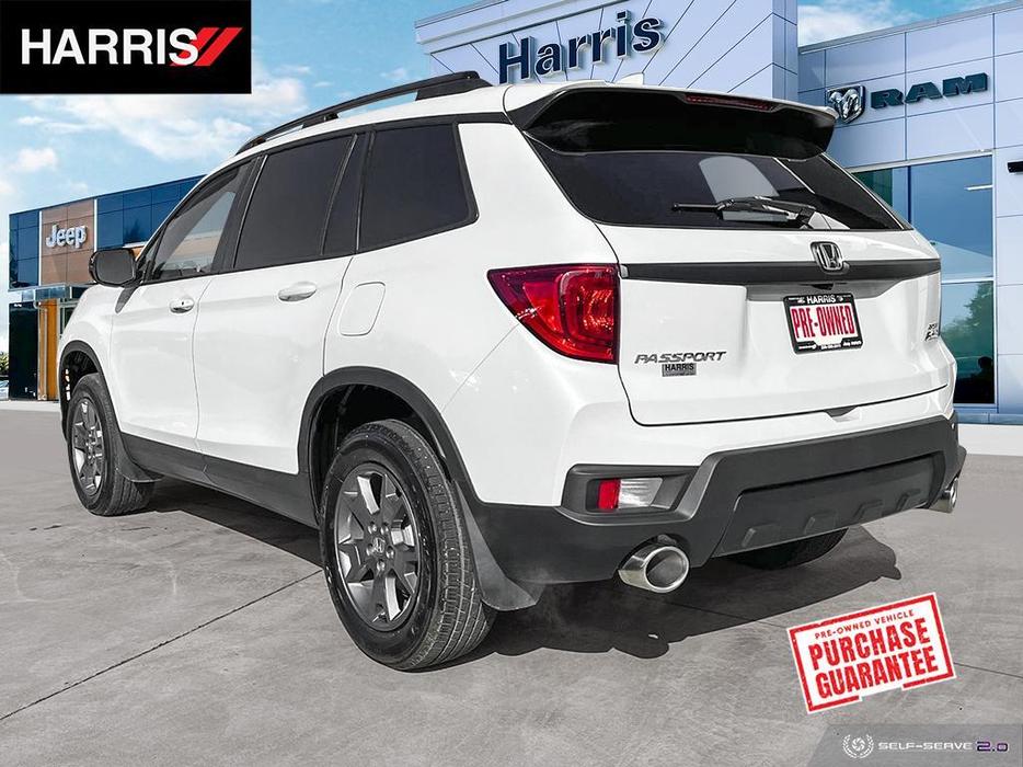 2022 HONDA PASSPORT Sport AWD | No Reported Accidents! display photo