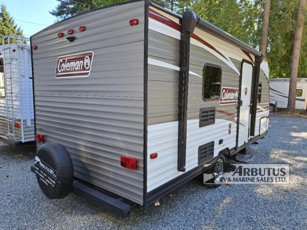 Used 2019 Dutchmen RV Coleman Lantern LT Series 18RBWE image 4