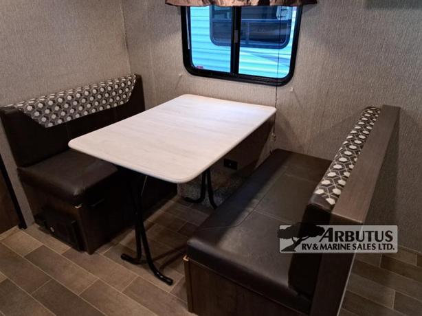 Used 2019 Dutchmen RV Coleman Lantern LT Series 18RBWE image 8