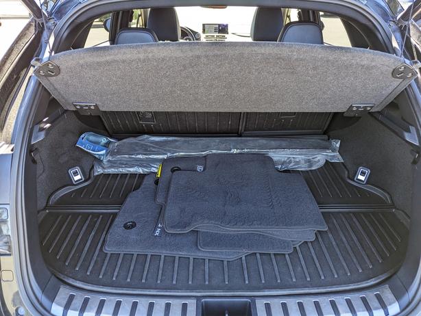 2018 Lexus NX 300 - Red Leather, Heated Seats, Navigation image 7