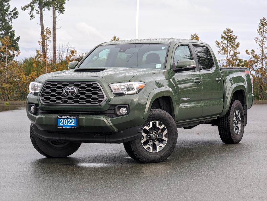 2022 Toyota Tacoma TRD Sport display photo
