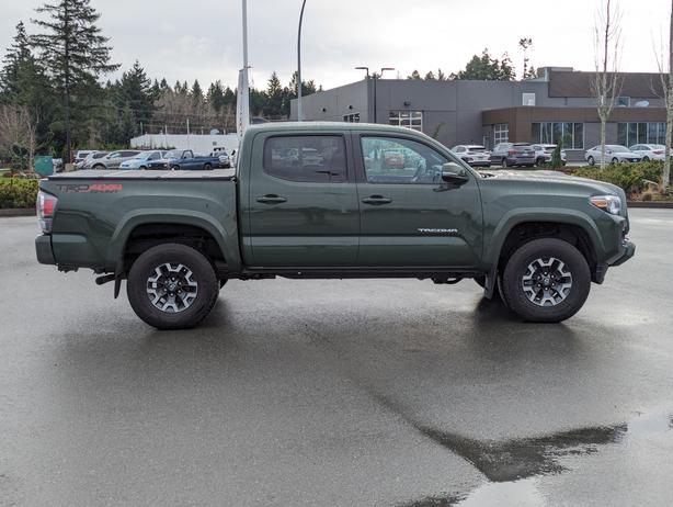 2022 Toyota Tacoma TRD Sport image 4