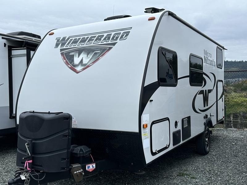 2017 Winnebago 1700BH Micro Minnie display photo