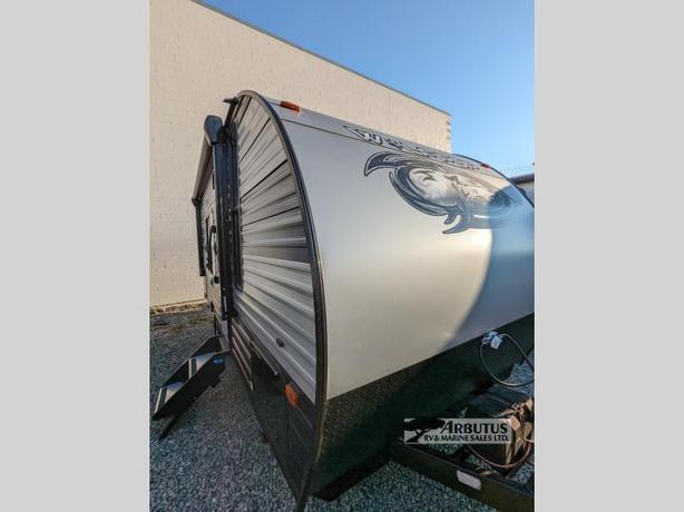 Used 2022 Forest River RV Cherokee 16FQ image 4