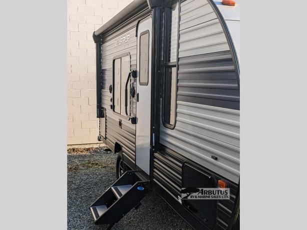 Used 2022 Forest River RV Cherokee 16FQ image 7