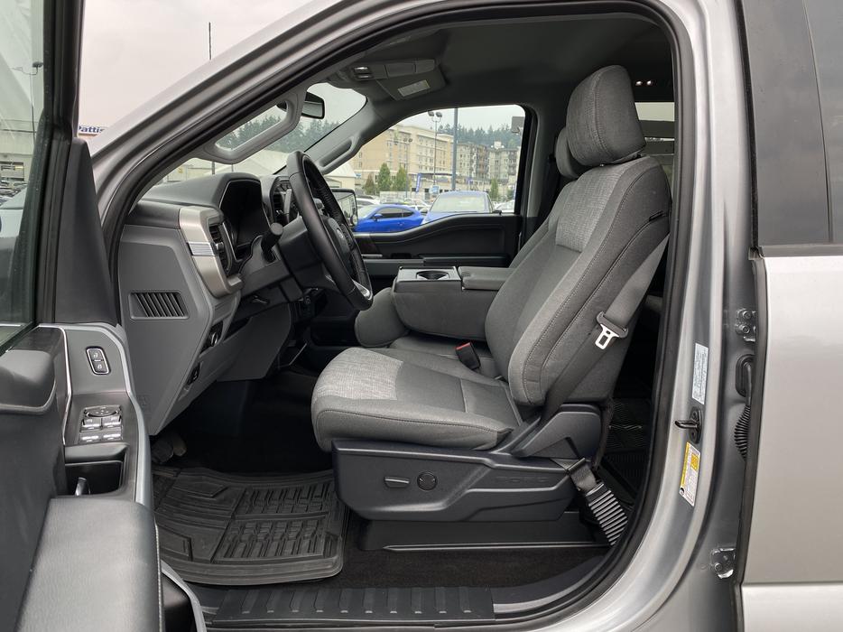 2022 Ford F-150 XLT 4WD-AppLink,Auto High-beam,40/20/40 Seats,A/C display photo