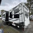 Used 2014 Keystone RV Raptor 300MP thumbnail image 4