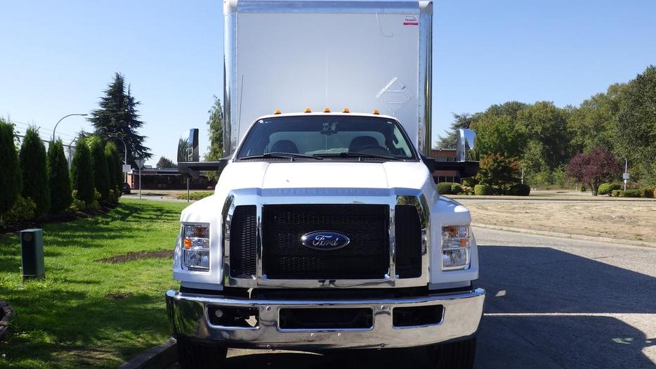 2022 Ford F-750 25 Foot Cube Van With Power Tailgate Diesel display photo