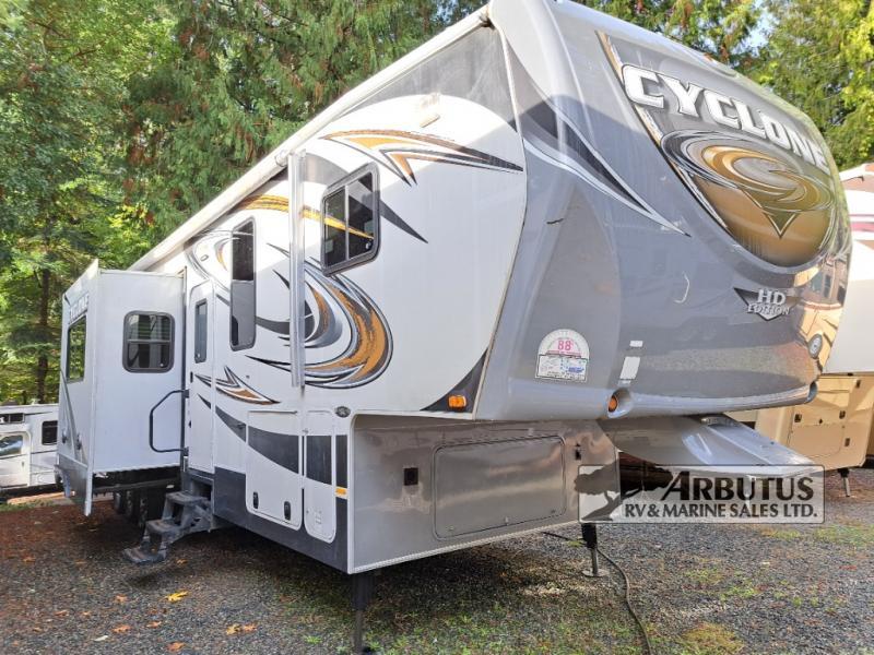 Used 2012 Heartland Cyclone 3950 display photo
