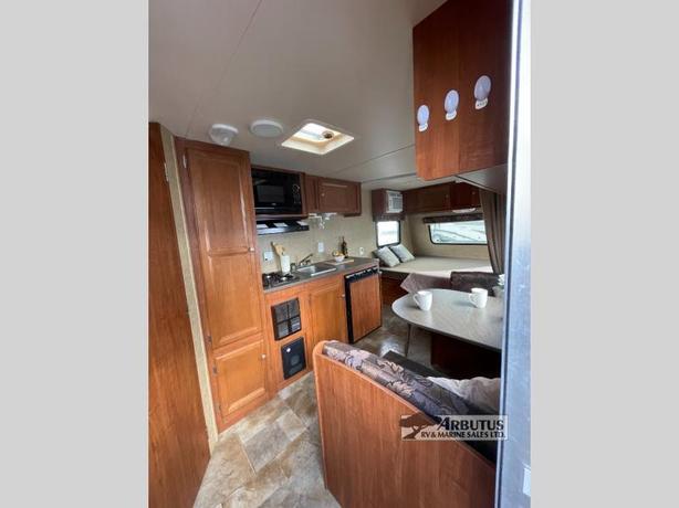 Used 2013 Jayco Jay Flight Swift SLX 185RB image 5