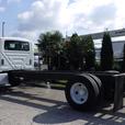2014 International 4300 Cab and Chassis Diesel With Hydraulic Brakes thumbnail image 7