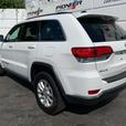 2021 Jeep Grand Cherokee Laredo thumbnail image 4