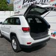 2021 Jeep Grand Cherokee Laredo thumbnail image 5
