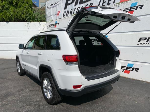 2021 Jeep Grand Cherokee Laredo image 5