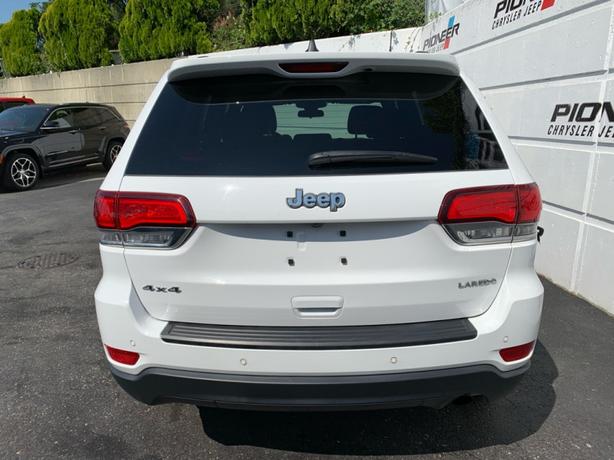 2021 Jeep Grand Cherokee Laredo image 7