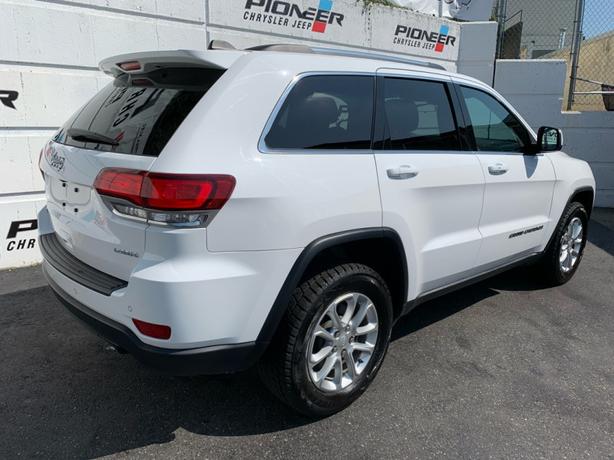 2021 Jeep Grand Cherokee Laredo image 8