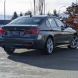 2018 BMW 3 Series 330i xDrive - AWD, Sunroof, NAV, Heated Seats thumbnail image 6