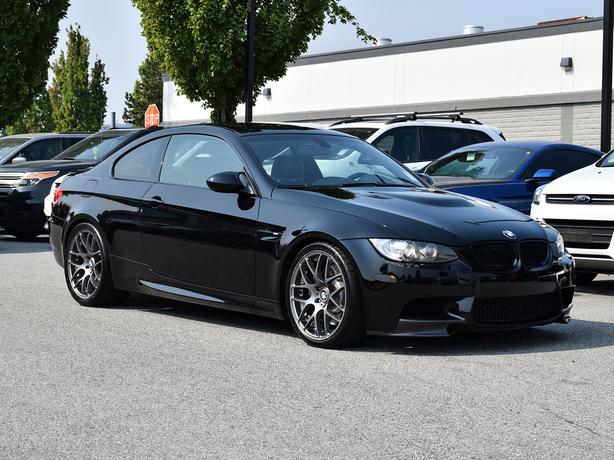 2009 BMW M3 - Parking Sensors, Navi, Heated Seats, Sunroof image 8