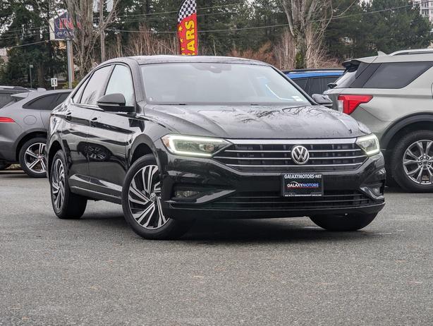 2021 Volkswagen Jetta Execline - No Accidents, Leather, Navigation image 4