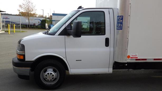 2019 Chevrolet Express G3500 16 Foot Cube Van image 6