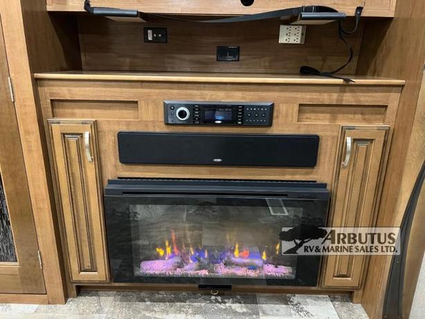 Used 2019 Forest River RV Cedar Creek Cottage 40CCK image 7