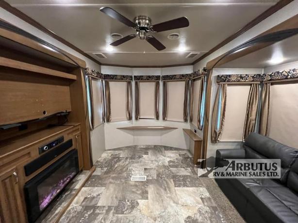 Used 2019 Forest River RV Cedar Creek Cottage 40CCK image 8