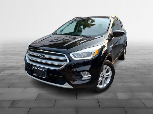 2017 Ford Escape SE image 2