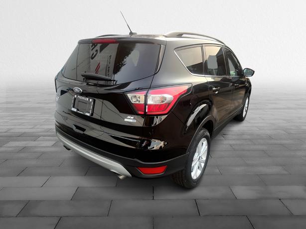 2017 Ford Escape SE image 8