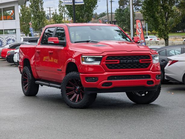 2022 Ram 1500 GT - 5.7L V8, Crew Cab, Short Bed, 4x4 image 4