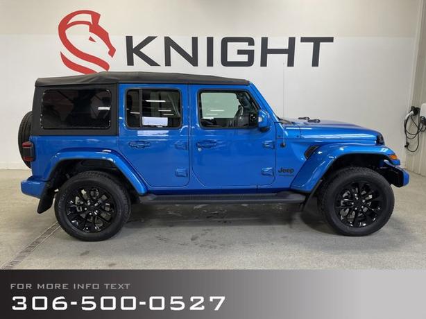 2022 Jeep Wrangler Unlimited Sahara Altitude, 2 Tops! 4WD image 2