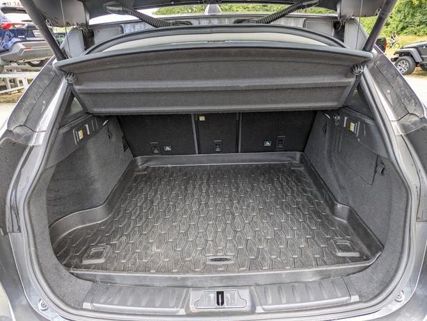 2018 Jaguar F-Pace 30t R-Sport - No Accidents, Navigation, Sunroof image 8