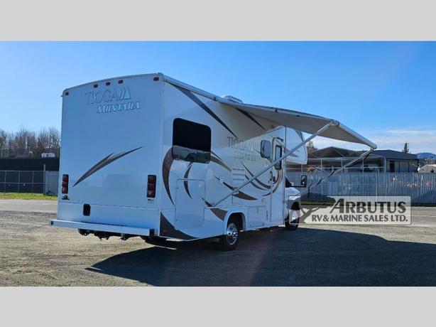 Used 2016 Fleetwood RV Tioga Montara 23B image 4