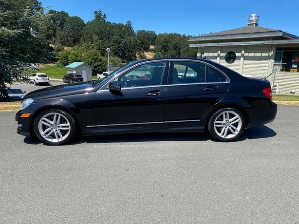 2014 Mercedes-Benz  C 300 Sport image 2