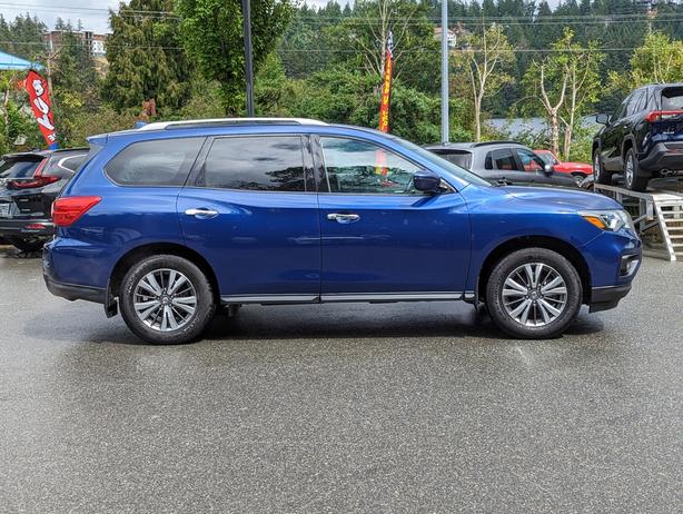 2020 Nissan Pathfinder SV - No Accidents, NAV, 4x4, Heated Seats image 5