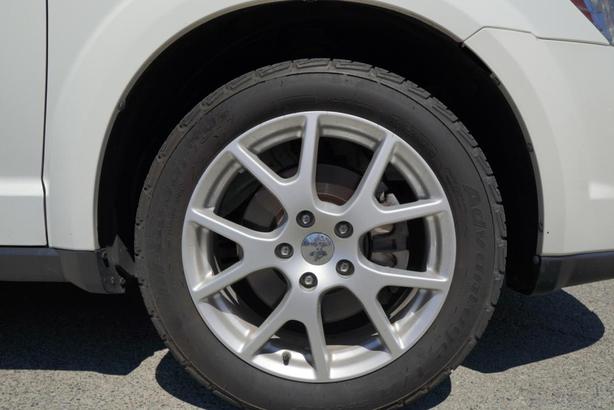 2015 Dodge Journey FWD 4dr Limited - BC VEHICLE image 4