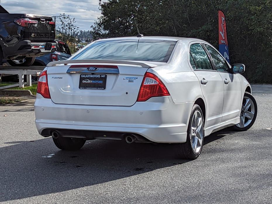 2011 Ford Fusion Sport - Low Mileage, AWD, Sunroof, Leather display photo