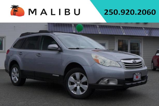 2010 Subaru Outback image 1