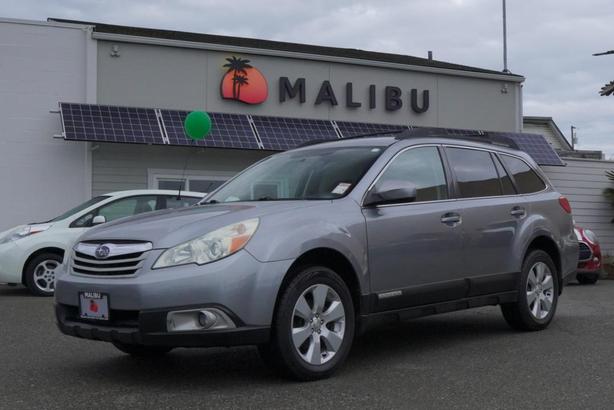 2010 Subaru Outback image 6