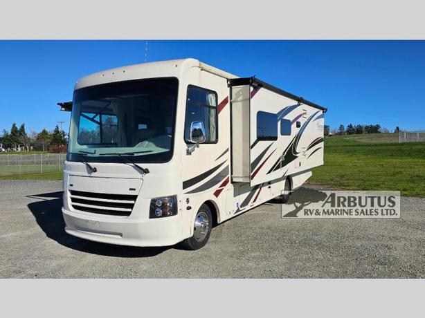 Used 2019 Coachmen RV Pursuit Precision 29SS image 2