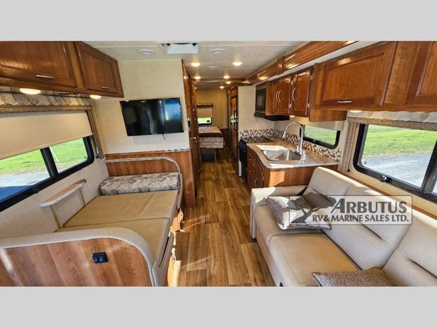 Used 2019 Coachmen RV Pursuit Precision 29SS image 6