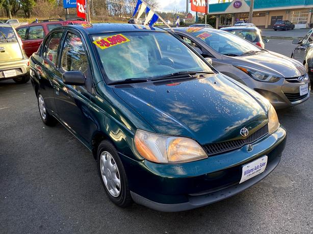 2001 Toyota  Echo 4 Door Sedan Automatic EZ on gas Automatic image 3