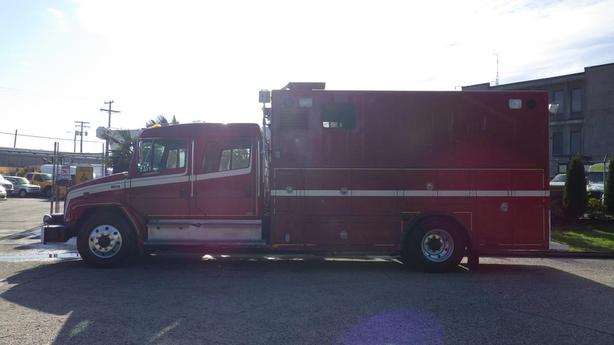 2001 Freightliner FL80 Service Truck Crew Cab Diesel Ex Fire Truck image 6