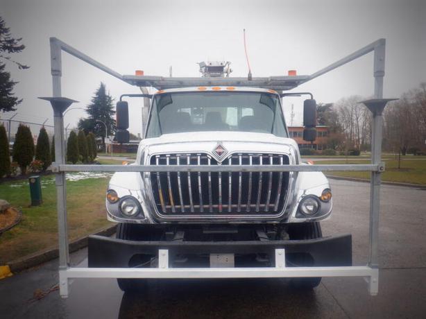 2012 International 7300 Workstar Crane Service Truck with Air Brakes Dually Dies image 3