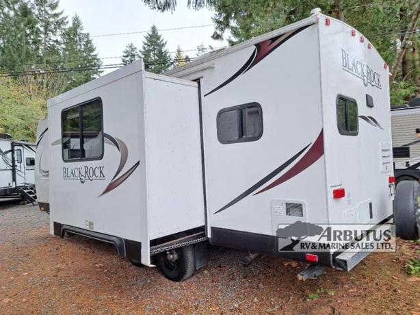 Used 2015 Outdoors RV Black Rock 22RKS image 3