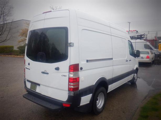 2007 Dodge Sprinter Van 3500 Cargo Van 144-inch WheeBase Diesel Dually image 8
