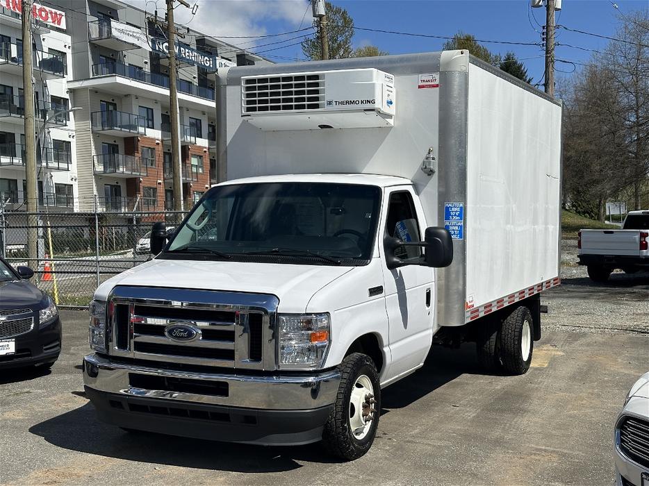 2022 Ford Econoline display photo