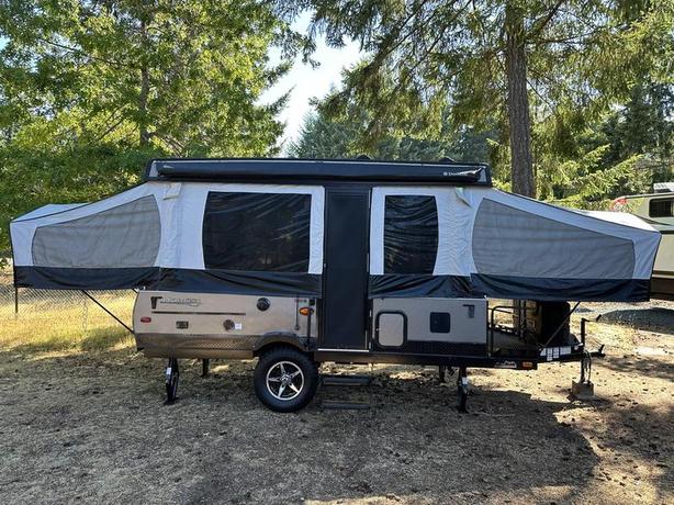 2017 Forest River Rockwood Extreme Sports Package 2280BHESP image 3