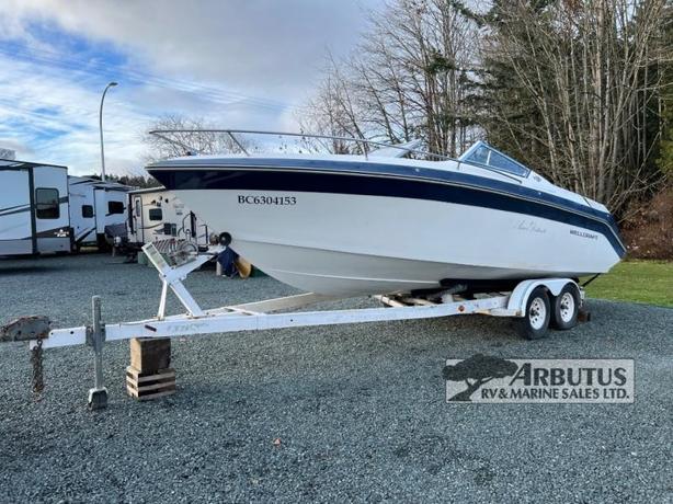 Used 1995 Wellcraft 232 BOAT image 1