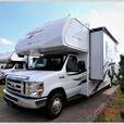 Used 2015 Fleetwood RV Jamboree Searcher 31M thumbnail image 3